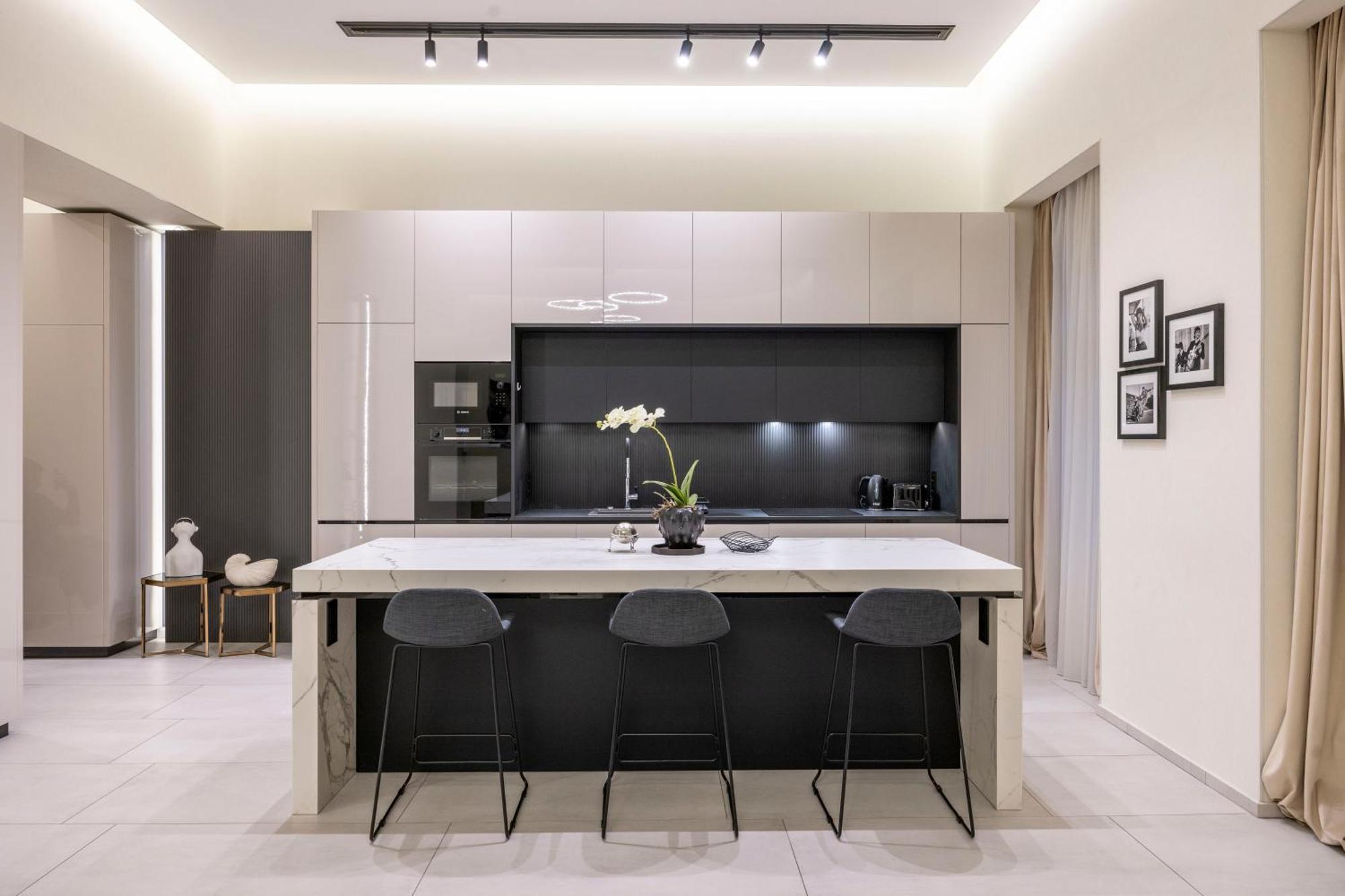 Appartement Luxurious High-end Grand In The Center Of *